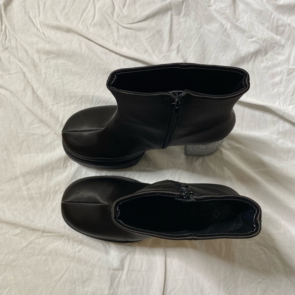 Call It Spring platform heels - Picture 2 of 5